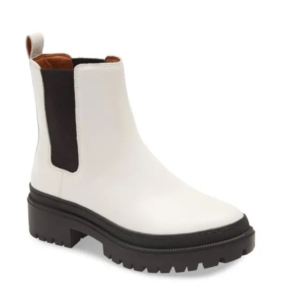 NWOT Lucky Brand Women's White Ellerey Lug Sole Leather Bootie size 10 - Picture 1 of 12